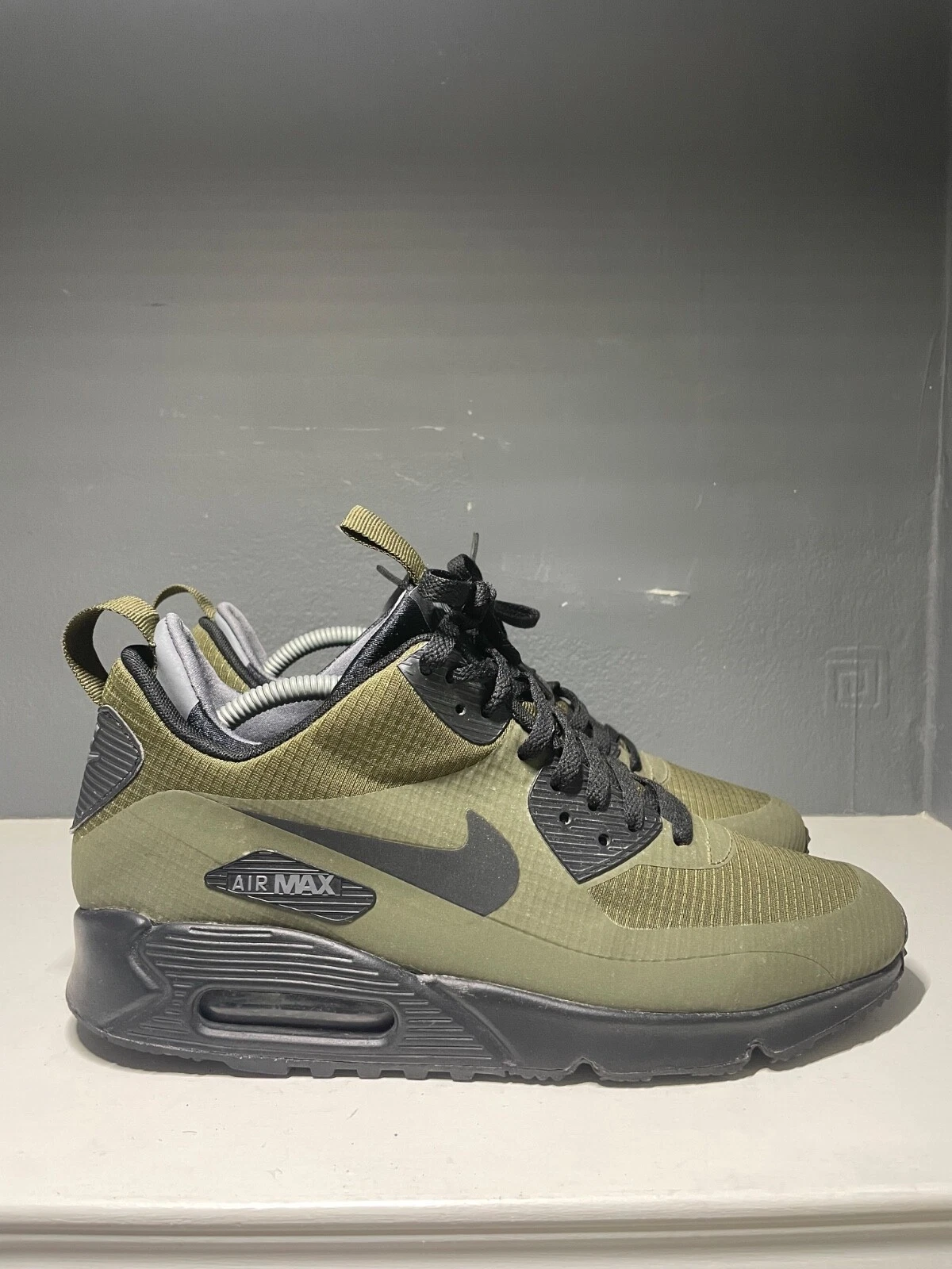 Scarpe da ginnastica Nike Air Max 90 Mid Winter da uomo taglia 8 5 UK o 43 EU verde cachi