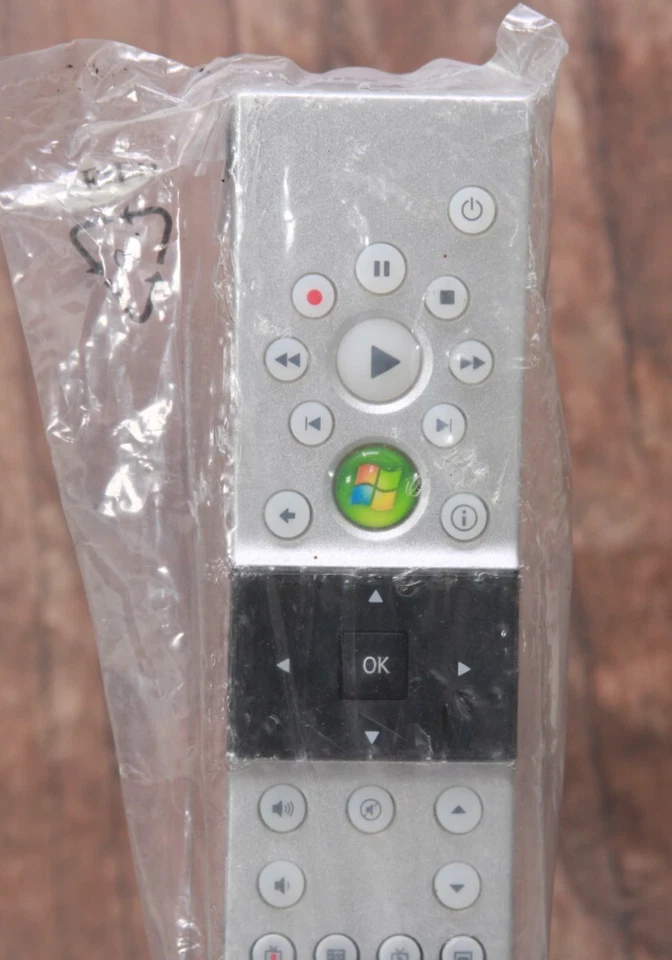 Windows Media Center Computers Dell Remote Control NEW Factory Sealed - Image 2 of 4