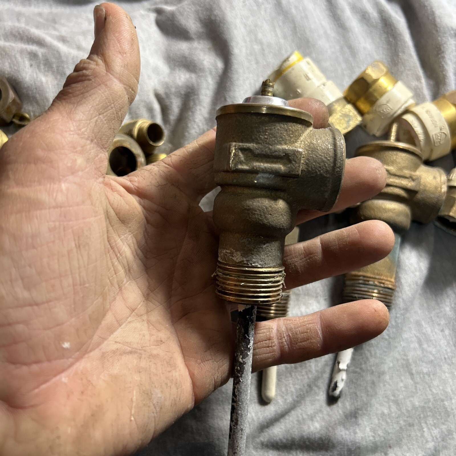 Scrap Brass and Brass Irony 6lbs 8 Oz Steampunk Art Repurpose Pipe fittings General