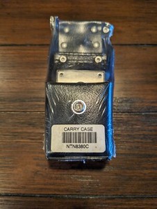 Motorola NTN8380C Swivel Leather Carrying Case