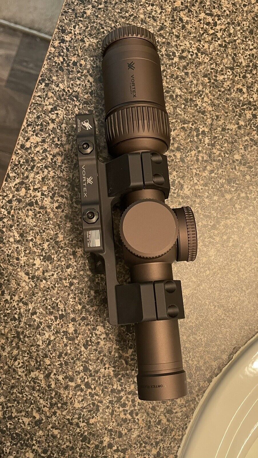 Vortex Razor HD Gen II-E 1-6x24mm Riflescope VMR-2 with detachable Vortex mount.