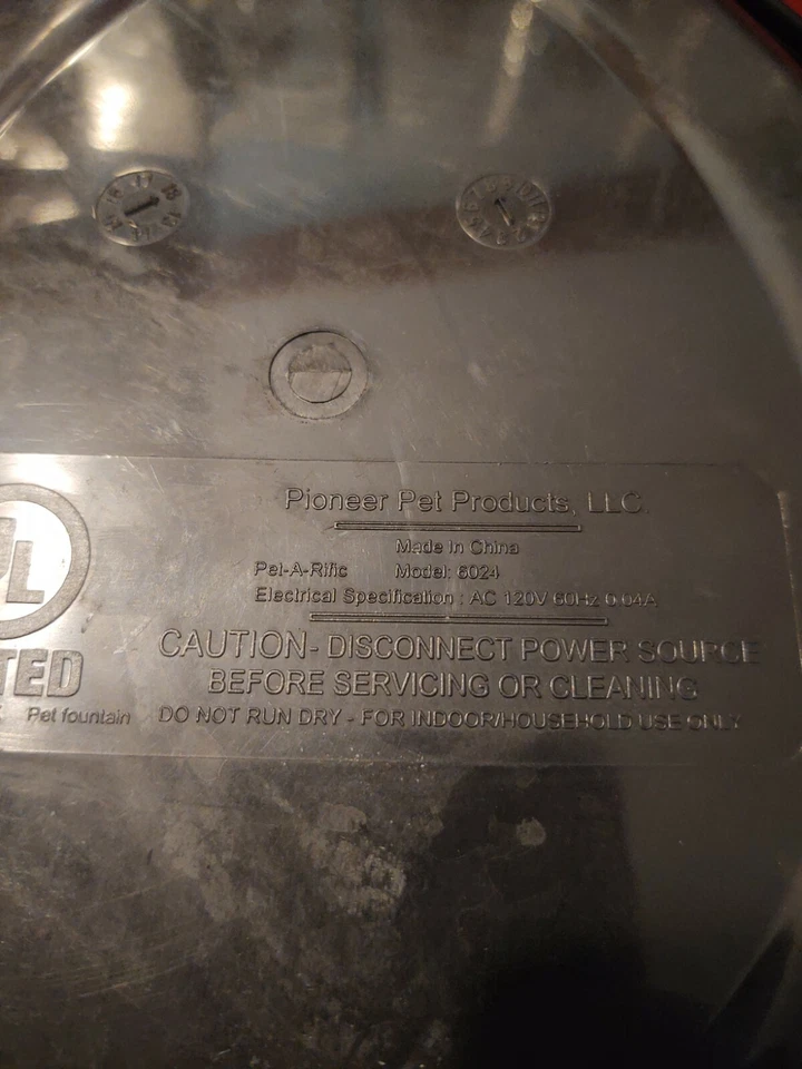 Pioneer Pet Raindrop Plastic Drinking Fountain - Image 2 of 3