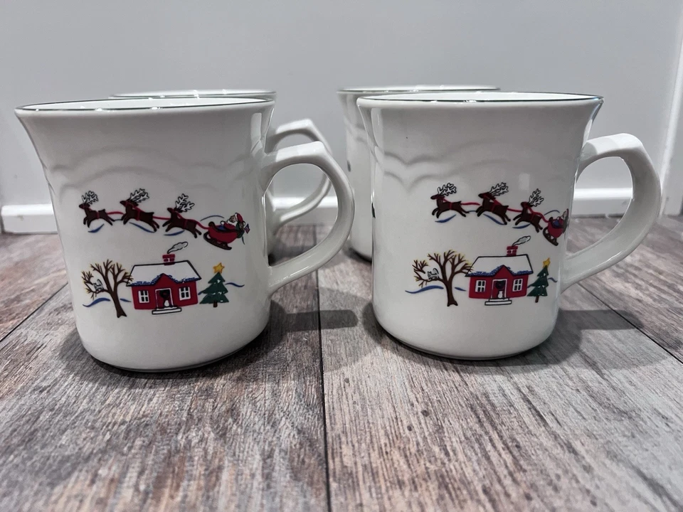 4 canecas de café Pfaltzgraff Snow Village 12 oz, Papai Noel com renas, crianças com trenó - Imagem 2 de 4