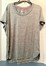 Reebok RBX Women’s Gray Athletic Style Tunic T-shirt Size 1X EUC