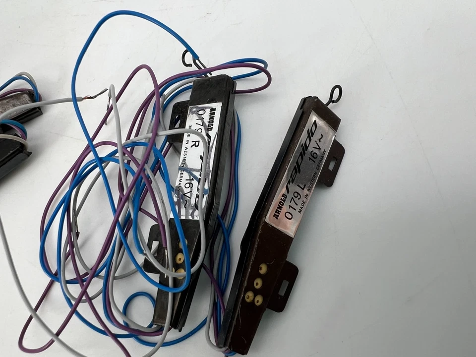 Interruptor derecho e izquierdo Arnold Rapido #0179 16V (5) con caja e instrucciones Foto 2 de 4