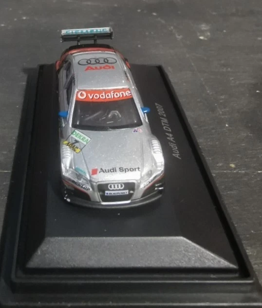 SCHUCO 25371 AUDI A4 DTM 2007 - scala H0 - Immagine 4 di 4