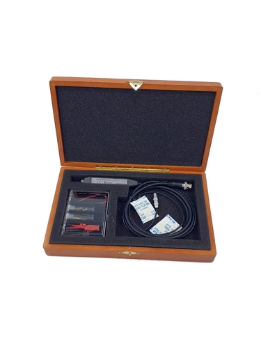 Yokogawa 701920 100kΩ 500MHz 10:1 12V Differential Probe With Probe Tips