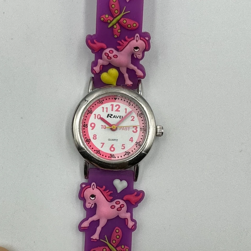 Reloj Unicornio Niñas Esfera Rosa Banda Silicona Púrpura Tono Plateado Batería Nueva 8" Foto 3 de 4