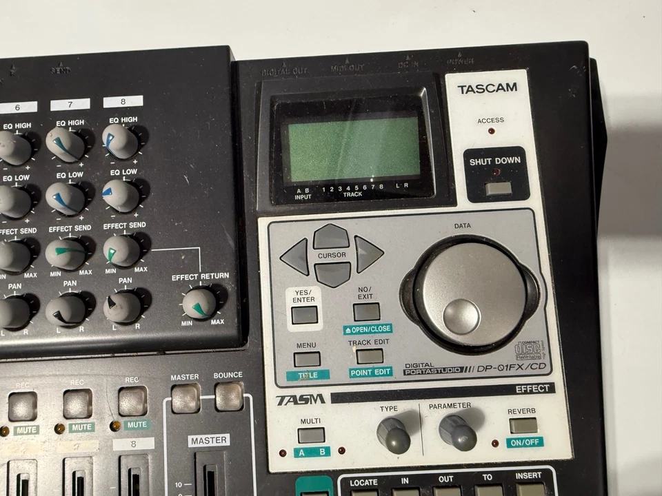 TASCAM TASM Digital Portastudio DP-01FX/CD - Image 2 of 4