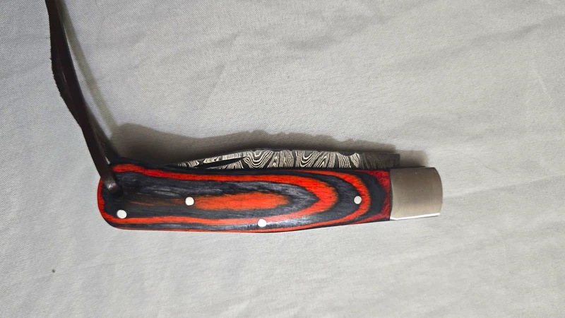 Damascus Steel Folding Pocket Knife