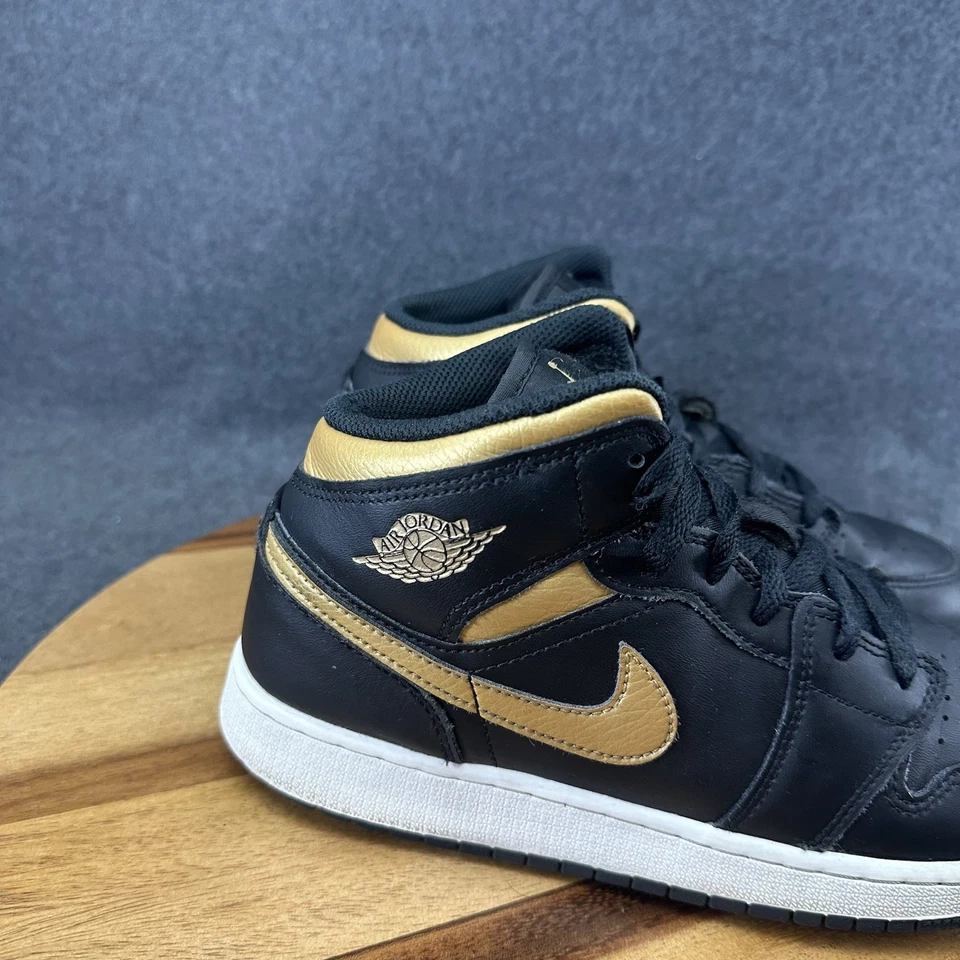 Boys GS Air Jordan 1 Mid Black/Metallic Gold White DQ8423-071 Size 7Y - Image 3 of 4