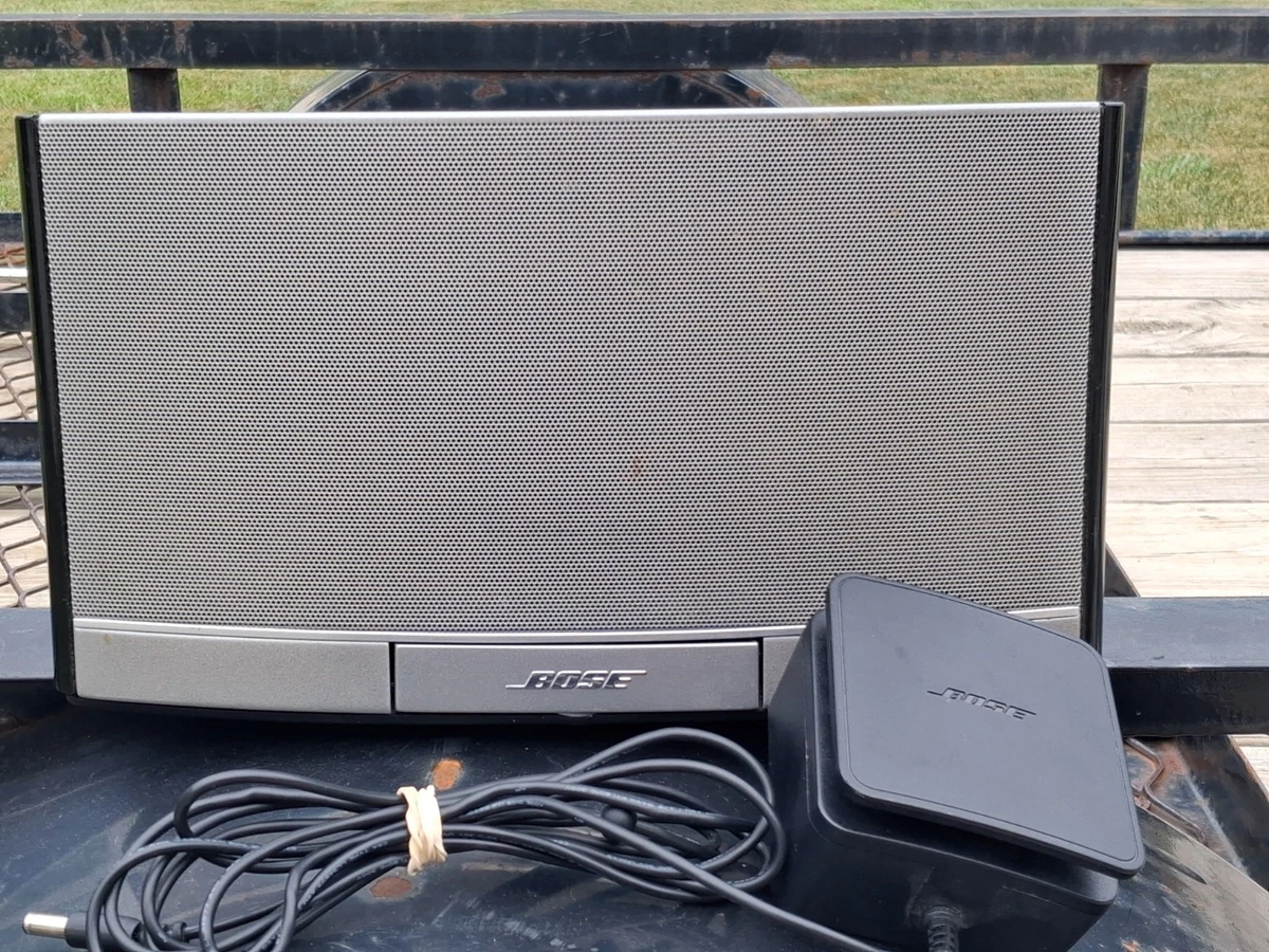 Bose Bose SoundDock Portable Audio Player Docks & Mini Speakers