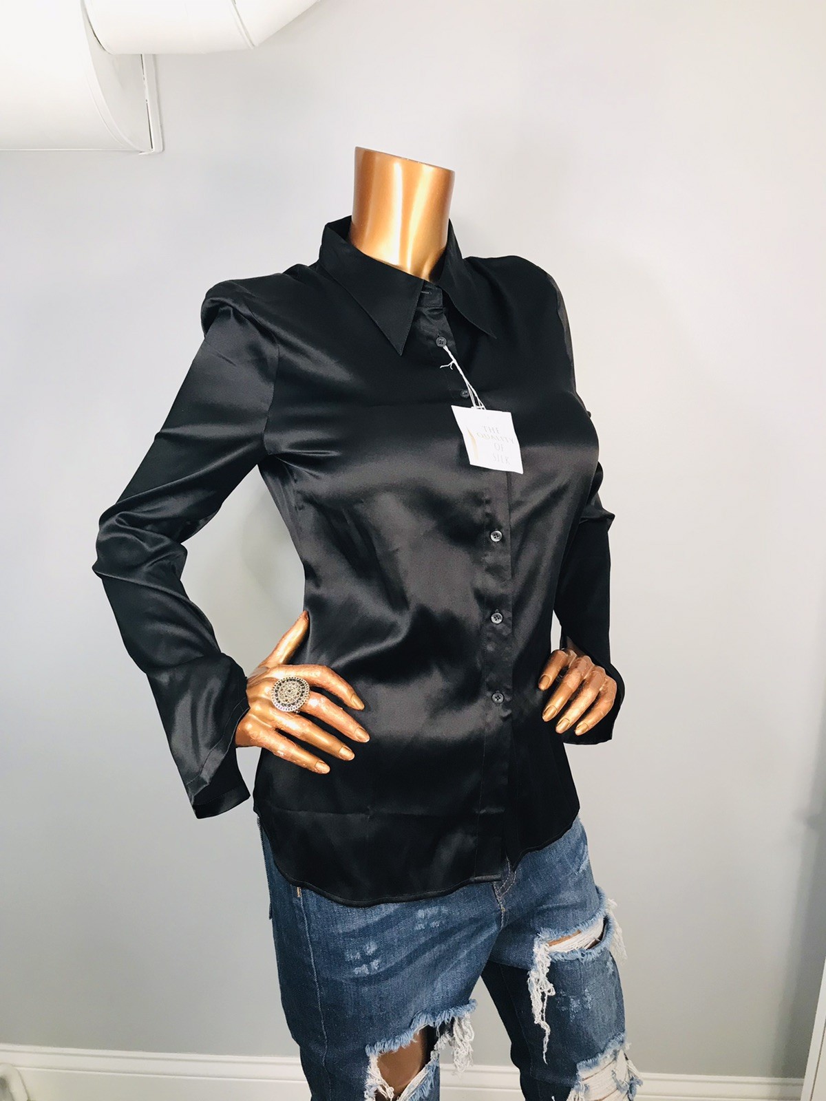 Moda L Top NWT Stretch Silky Lite Wgt Black Button Up Shirt Long Slv Soft Collar