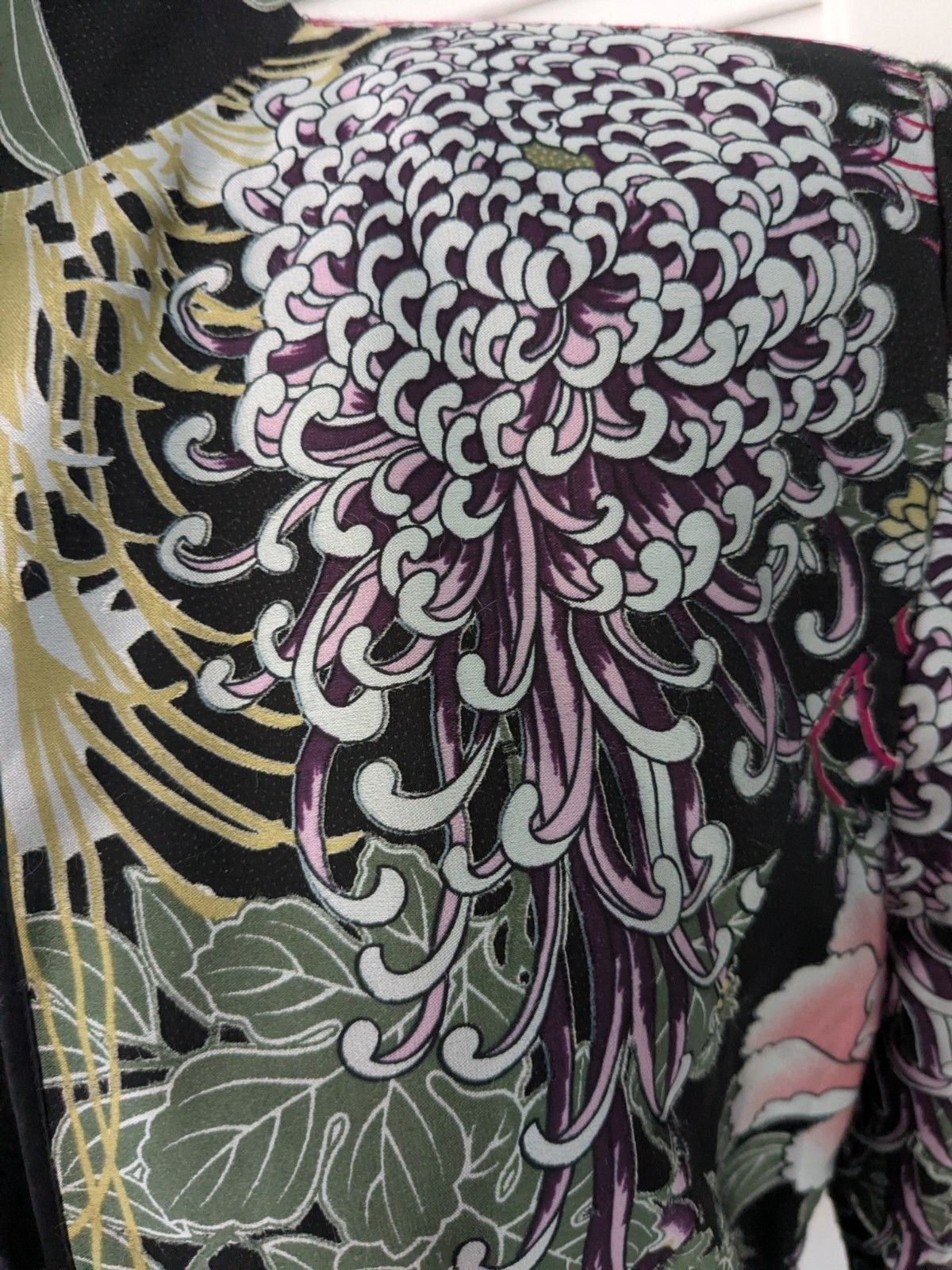 Picture 5 of 16