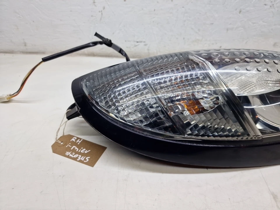 Luz trasera derecha mitsubishi i-miev 2015 1146386r vlu26939 Foto 2 de 4