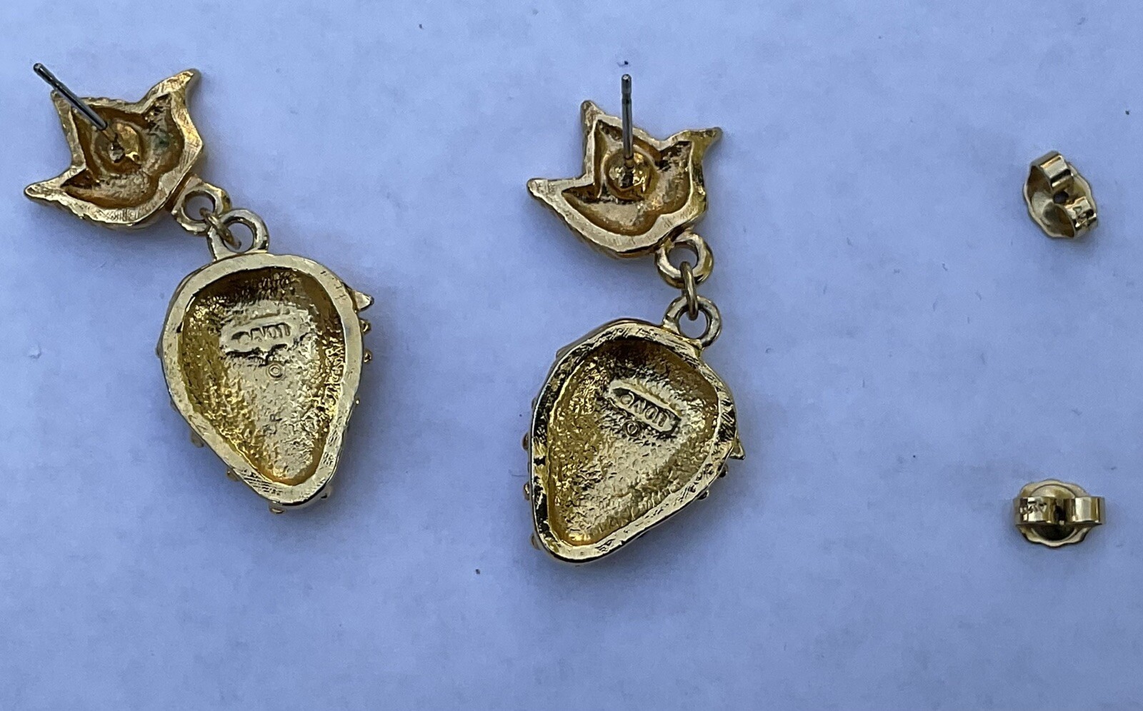 Vintage Signed Avon Ruby Red Rhinestone Gold Tone… - image 2