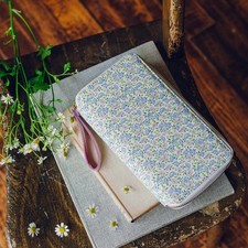 Hobonichi Techo Weeks Cover Liberty Fabrics Sasha Kiora Zipper Floral Japan