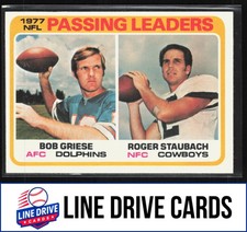 1978 Topps #331 1977 Passing Leaders (Bob Griese / Roger Staubach) NM