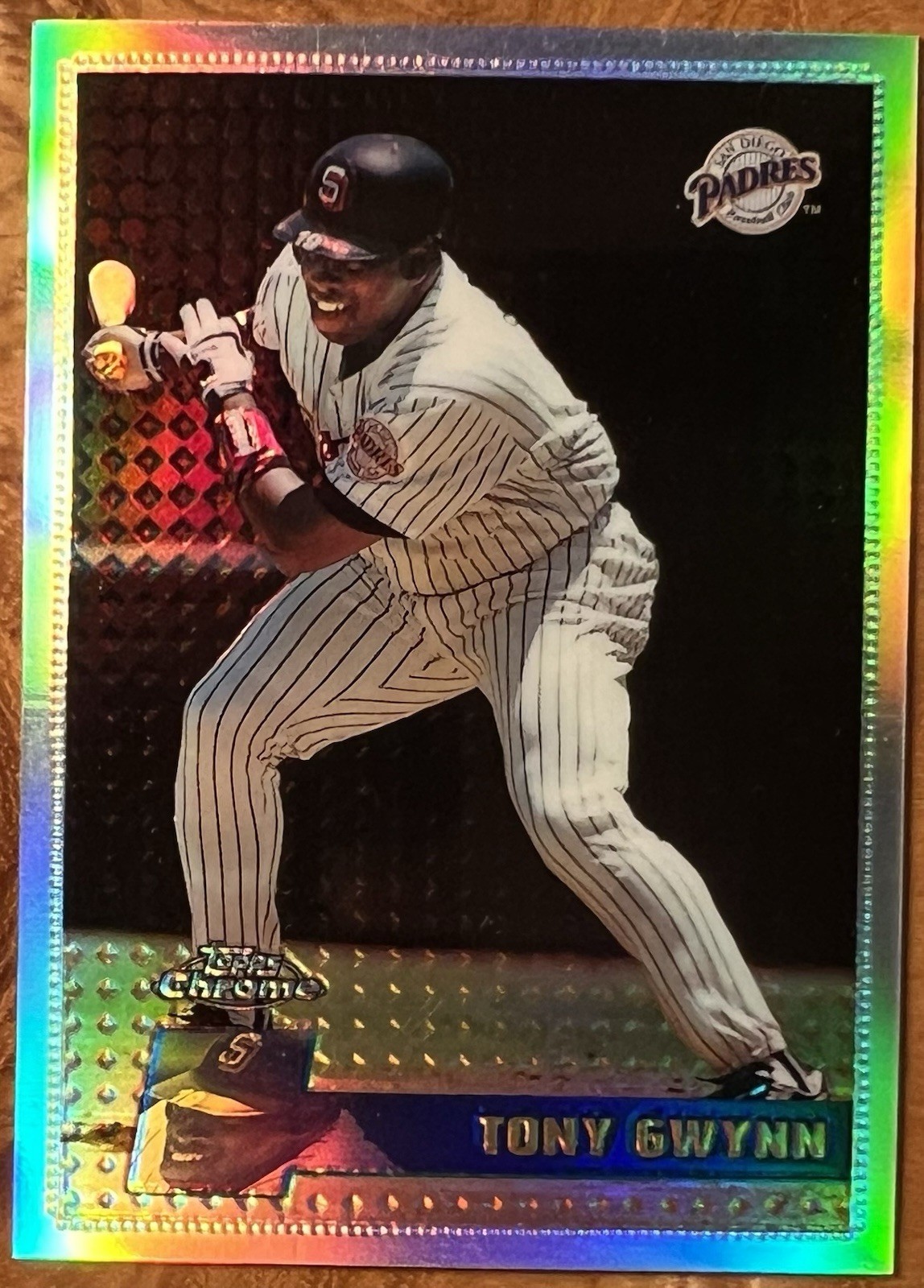 Tony Gwynn 1996 Topps Chrome REFRACTOR #97 Parallel