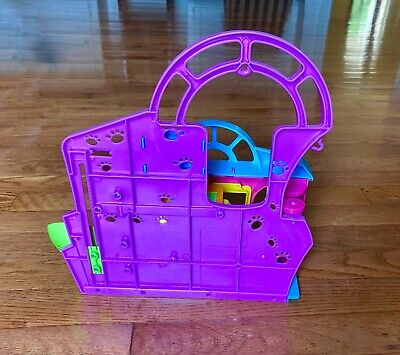 Katie's Nesting Spot: Polly Pocket Playtime Pet Shop Play Set