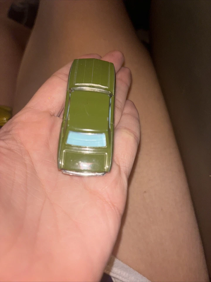 Vintage Playart Verde Chevrolet Camaro SS Carro - Clássico Colecionável Base Branca - Imagem 4 de 4