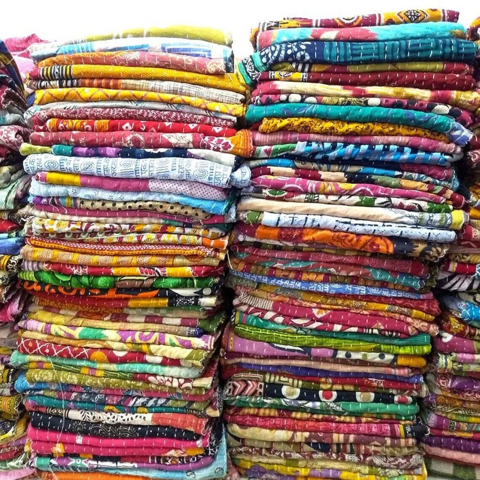 Reversible Kantha Quilt Indian Vintage Handmade twin Blanket Throw Patchwork - Image 4 of 4