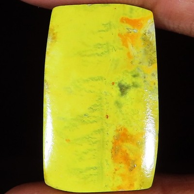 (18X29X4 MM) 19.65 Carat. NATURAL BUMBLE BEE JASPER CUSHION CABOCHON GEMSTONE