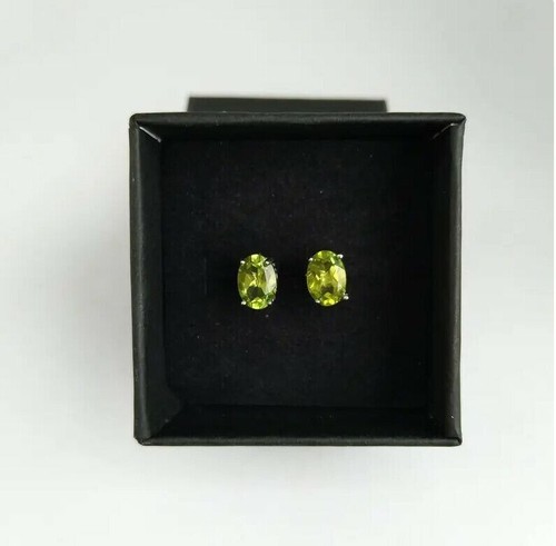 5x7mm Oval Created Peridot Women's Solitaire Stud Earing 925 Sterling Silver - Picture 4 of 4