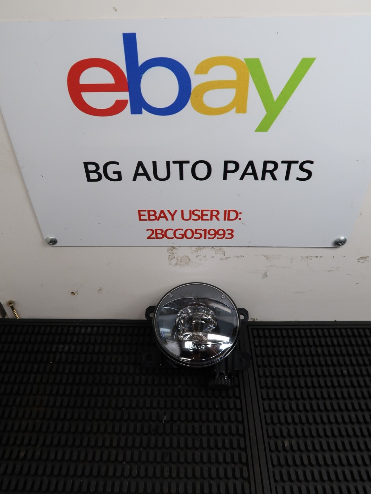 16-21 MASERATI LEVANTE Q4 GENUINE FRONT FOG LIGHT LED FITS BOTH LEFT & RIGHT OEM