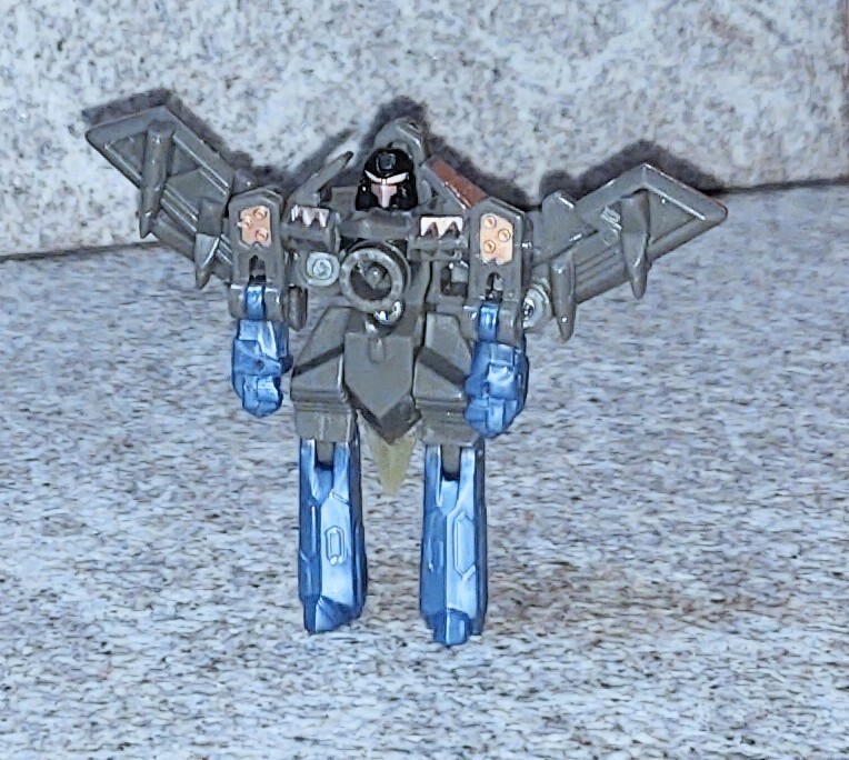 Transformers Armada Thunderwing Mini-Con figure