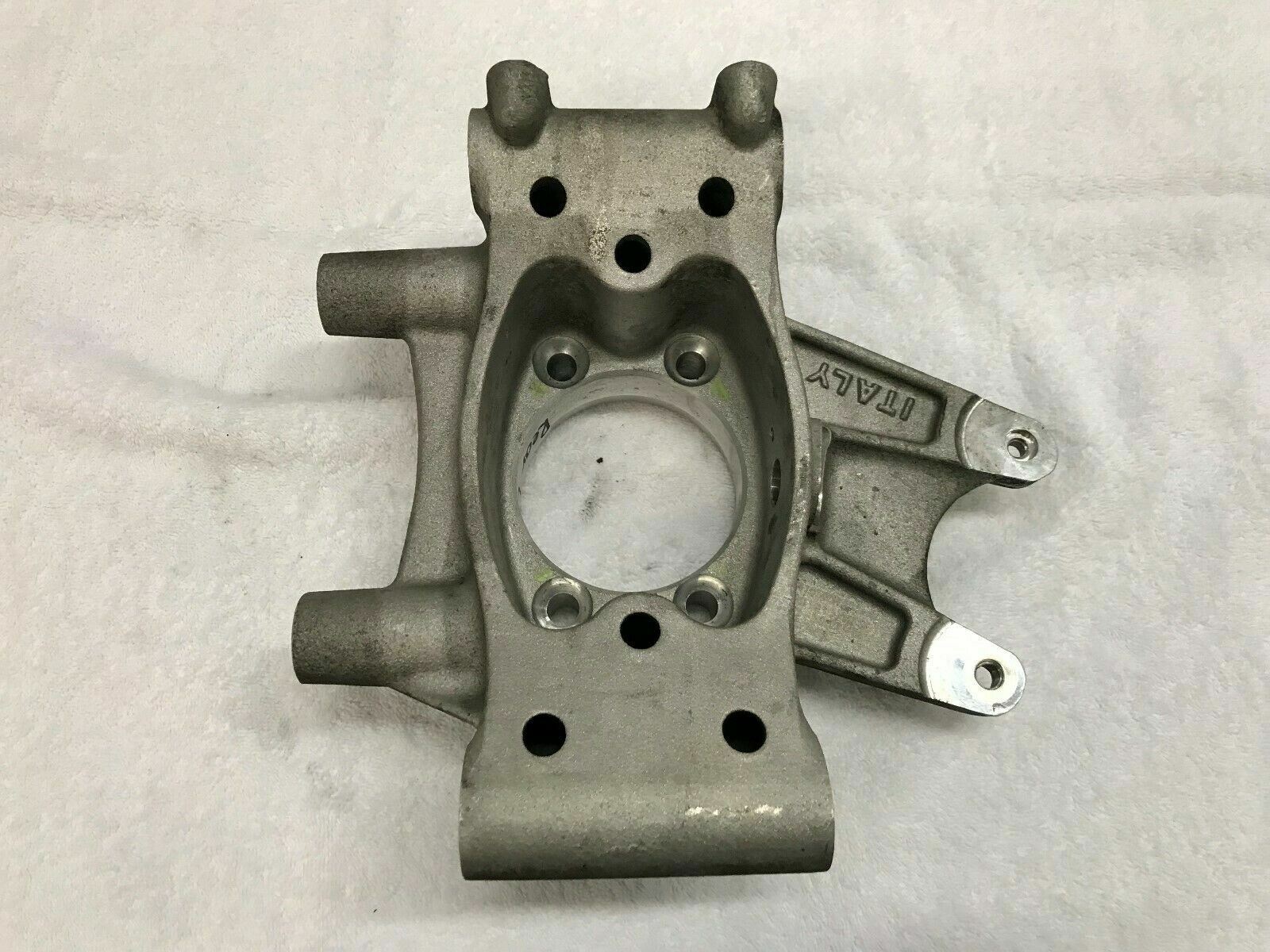 LAMBORGHINI MURCIELAGO LP640 REAR LEFT DRIVER SIDE WHEEL HUB CARRIER HOUSING OEM