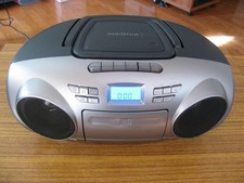 Insignia NS-BBBT20 Bluetooth Stereo Boombox CD Player Cassette Radio Tested Work
