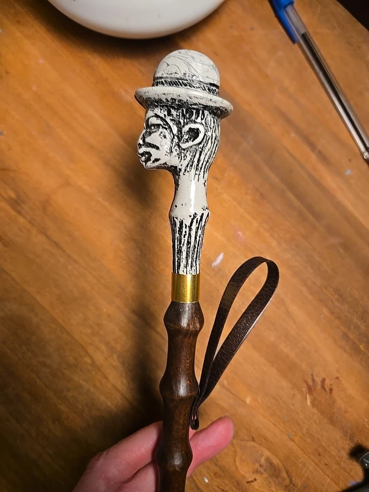 VTG Carved Man In Hat Shoehorn 22" L Brass Accent/Cord for Hanging, Italy - Image 2 of 4