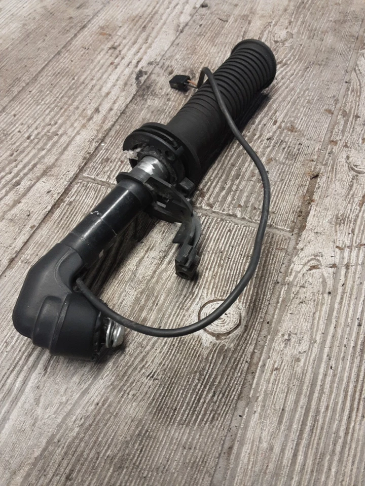 2004 04 03-05 BMW K1200GT K 1200 GT clip derecho tubo de agarre térmico Foto 3 de 4