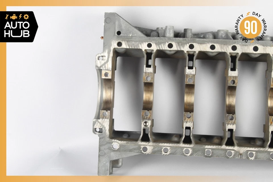 06-13 BMW Z4 E89 3.0i 328i 128i 528i Cilindro del motor Estuche del cigüeñal inferior OEM Foto 3 de 4