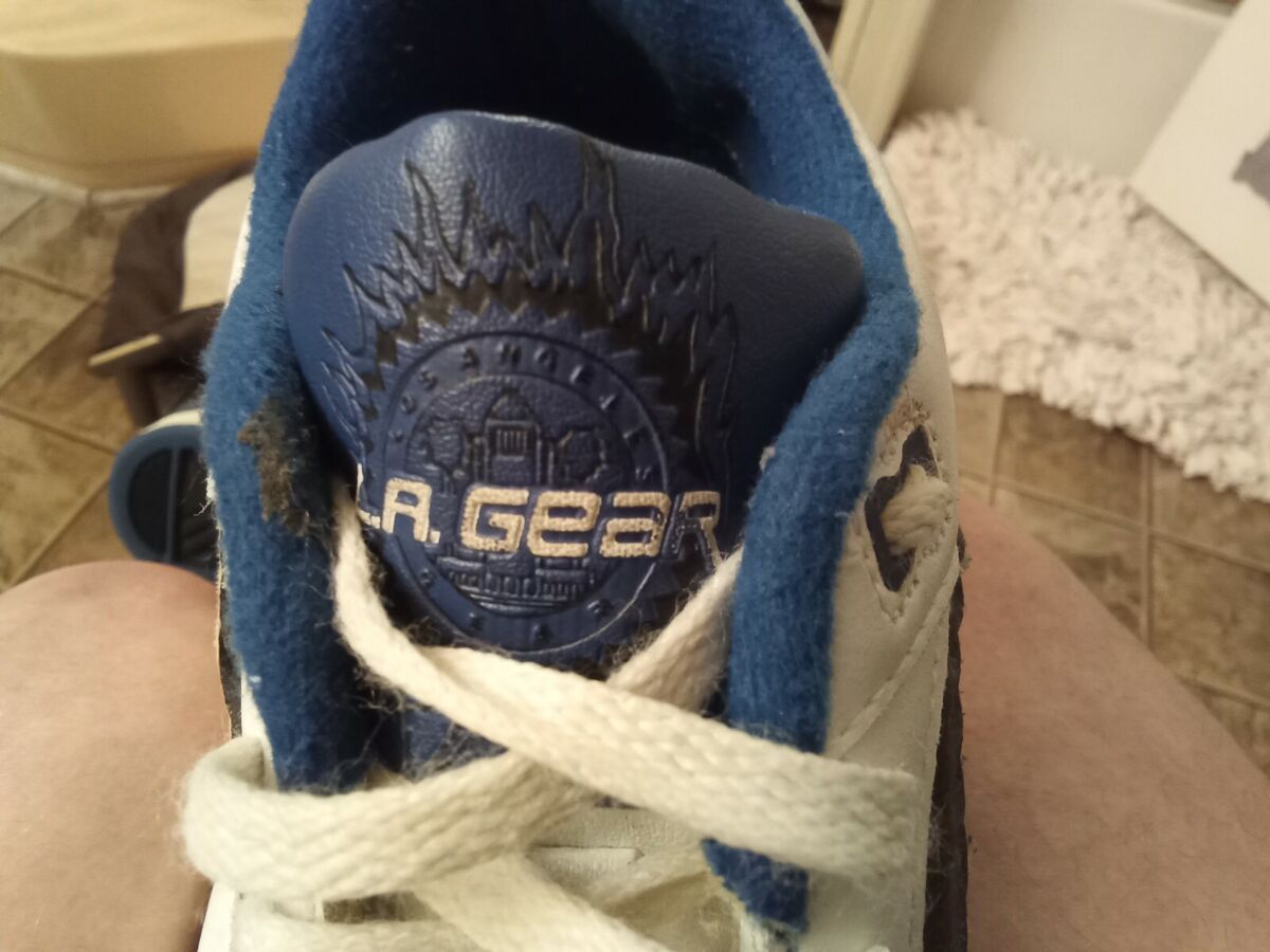 Vintage L.A Gear Low Top Men's sz 10.5. deadstock perfect Vintage L.A Gear Low Top Men's sz 10.5. deadstock perfect