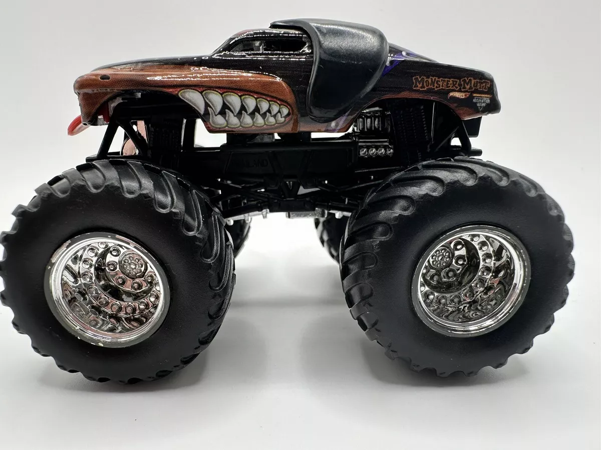 Monster Mutt Monster Jam Truck