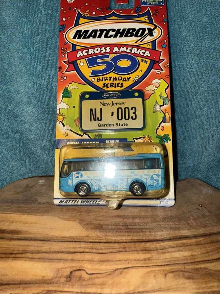 Matchbox Across America 50th Birthday Series New Jersey Ikarus Bus - Image 3 of 4
