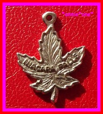 ꧁ BETTELARMBAND anhänger KANADA maple leaf AHORNBLATT wappen NIAGARAFÄLLE ꧂
