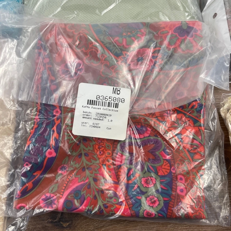 Lote de estampados florales de tela surtidos, encaje, cinta de mariposa Foto 4 de 4