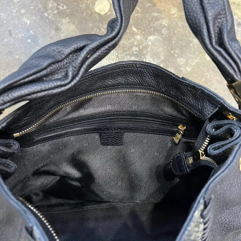 DAKS Python Pattern Tote & Shoulder Bag, Black Le… - image 3