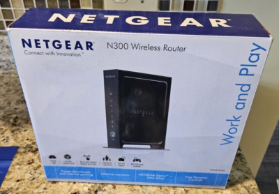 Netgear N300 Wireless WiFi Router (WNR2000) Black - NEW! CD, Cables, Box, Router