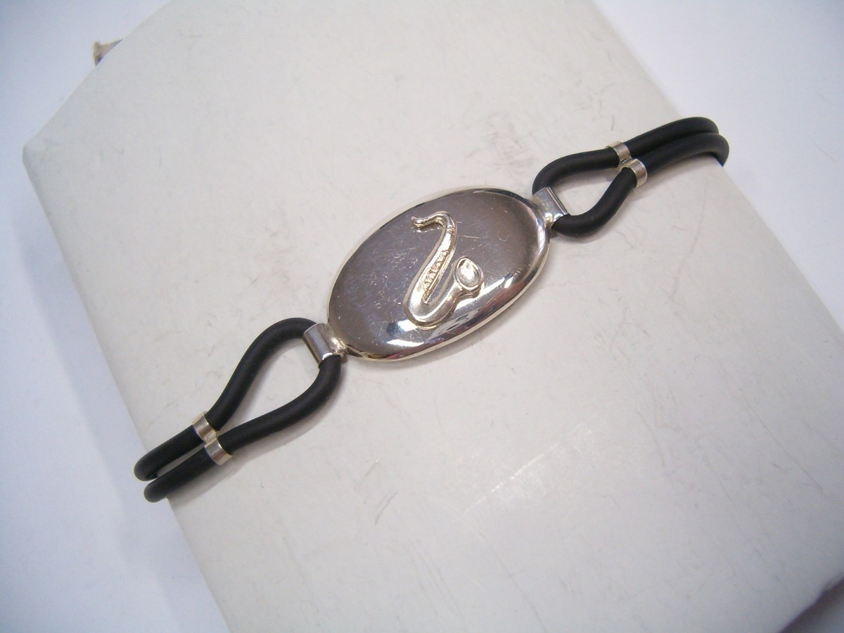 Braccialetto con SASSOFONO in Argento 925 e caucciù - bracciale SAX - musica