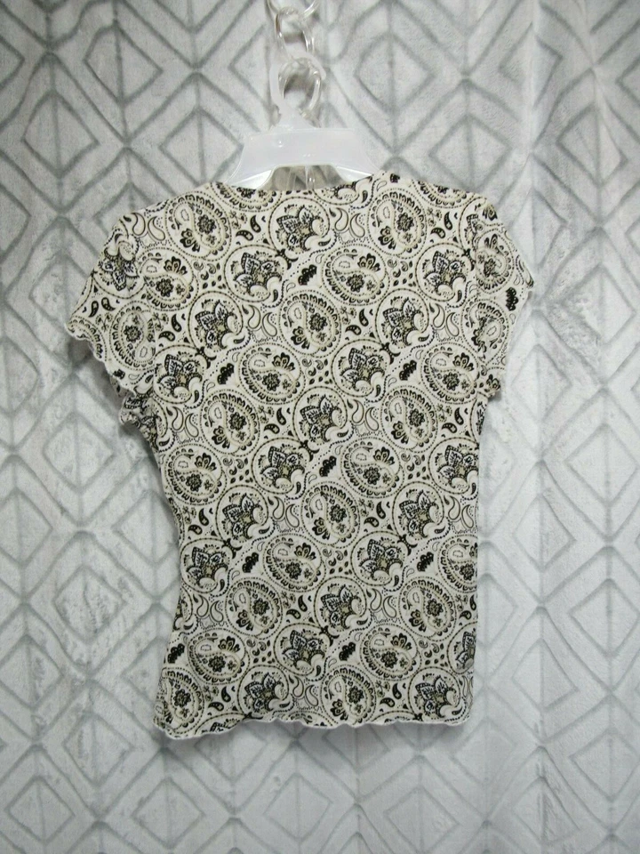 Top Geoffrey Beene Talla M Gris y Negro Pull Over V Delantero Manga Corta Foto 3 de 3