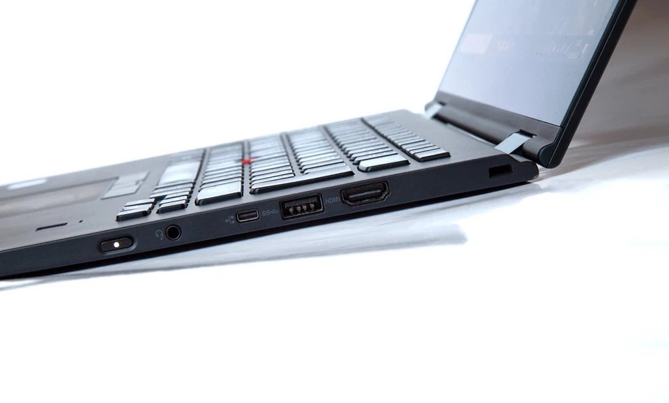 Lenovo ThinkPad X1 Yoga · i7-8650 · 8GB · 512GB, photo 3 of 4