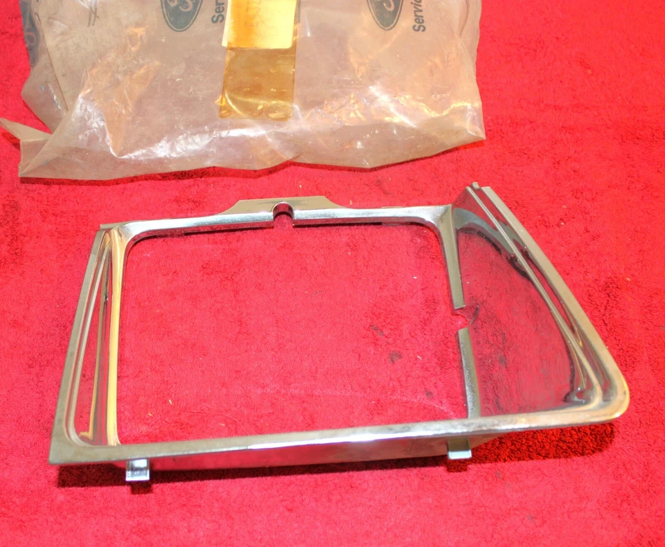 1984 1985 Ford Tempo w/ Chrome Trim Grille NEW OEM NOS RH HEAD LAMP DOOR BEZEL - Image 4 of 4