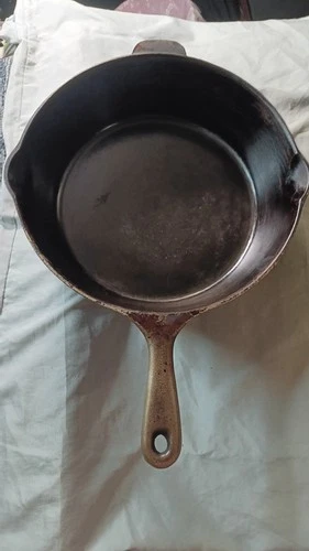 Wagner Ware Cast Iron Double Handle Frying Pan 1401 10 in Round Vintage