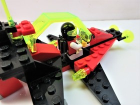 Lego Vintage Classic Space M:Tron #6877-Vector Detector-100% w/minifig (1990)