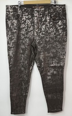Melissa McCarthy Women s Jeans 20W  Abstract Print Stretch Zip Button Pockets