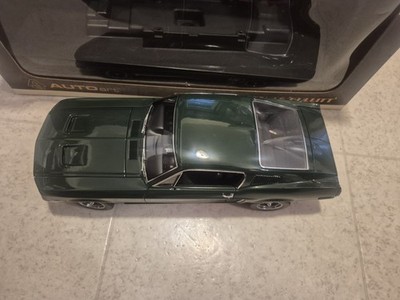 【値下】『ブリット』 AUTOart FORD MUSTANG 1968 値下】『ブリット』 AUTOart FORD MUSTANG 1968 Autoart 1/18